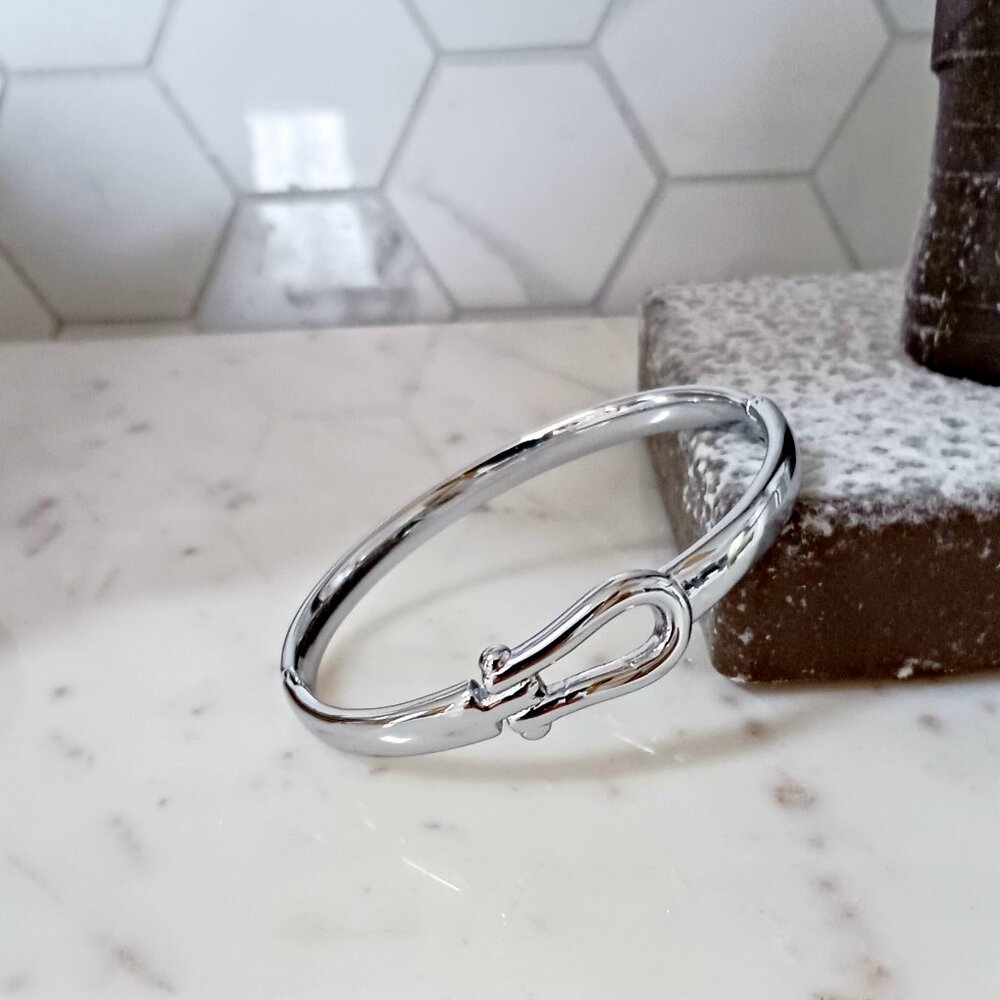 NEW! PREPPY Stainless POLISHED HORSESHOE BUCKLE BRACELET